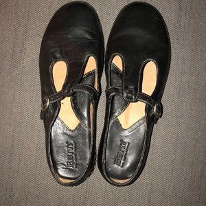 Born Mary Jane clogs